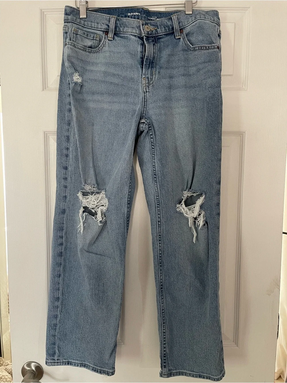 Old Navy Light Blue Distressed Straight Leg Women’s Jeans